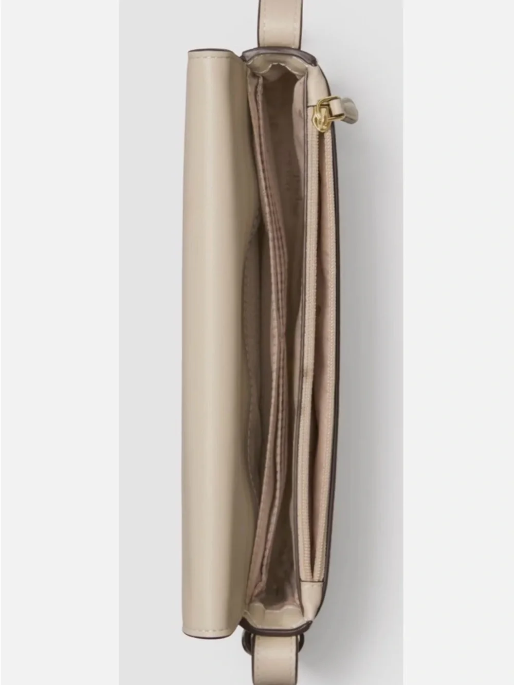 NWT Kate spade JULIETTE PEBBLED LEATHER WALLE, Color: Light Sand, STYLE: KM565
